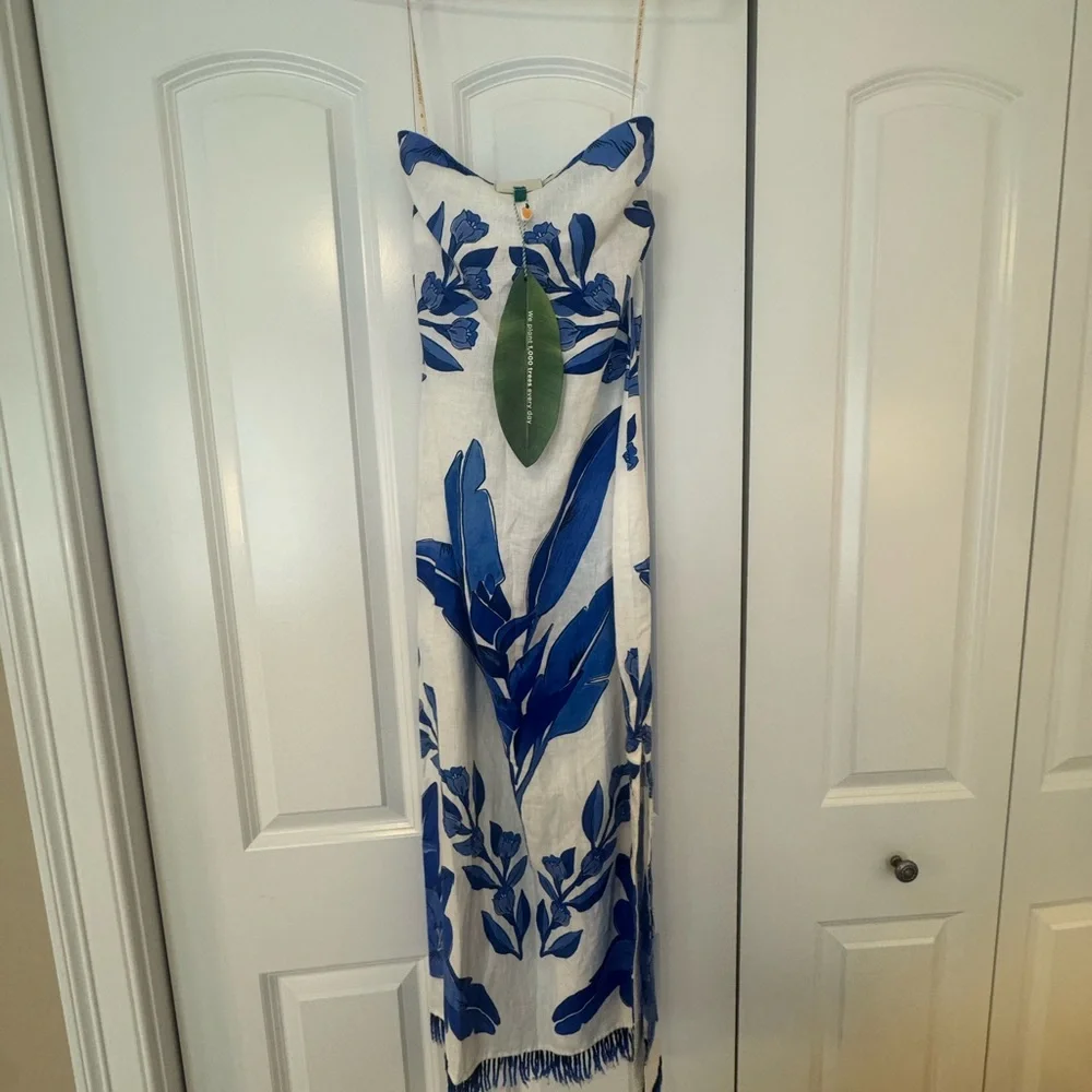 FARM Rio White Maxi Dress with Bold Blue Leaf Print - Picture 2 of 3